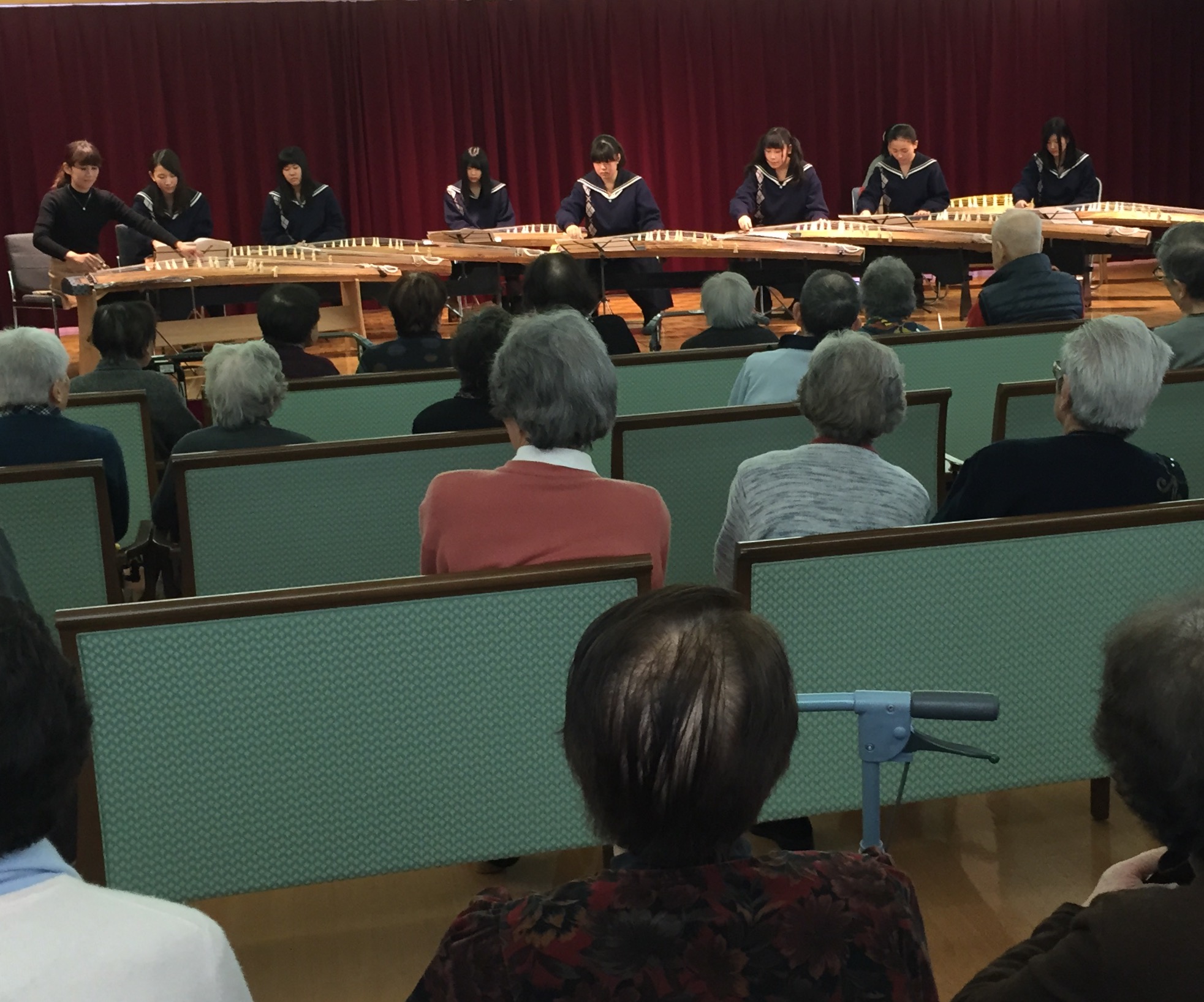 「お箏」講座の訪問演奏