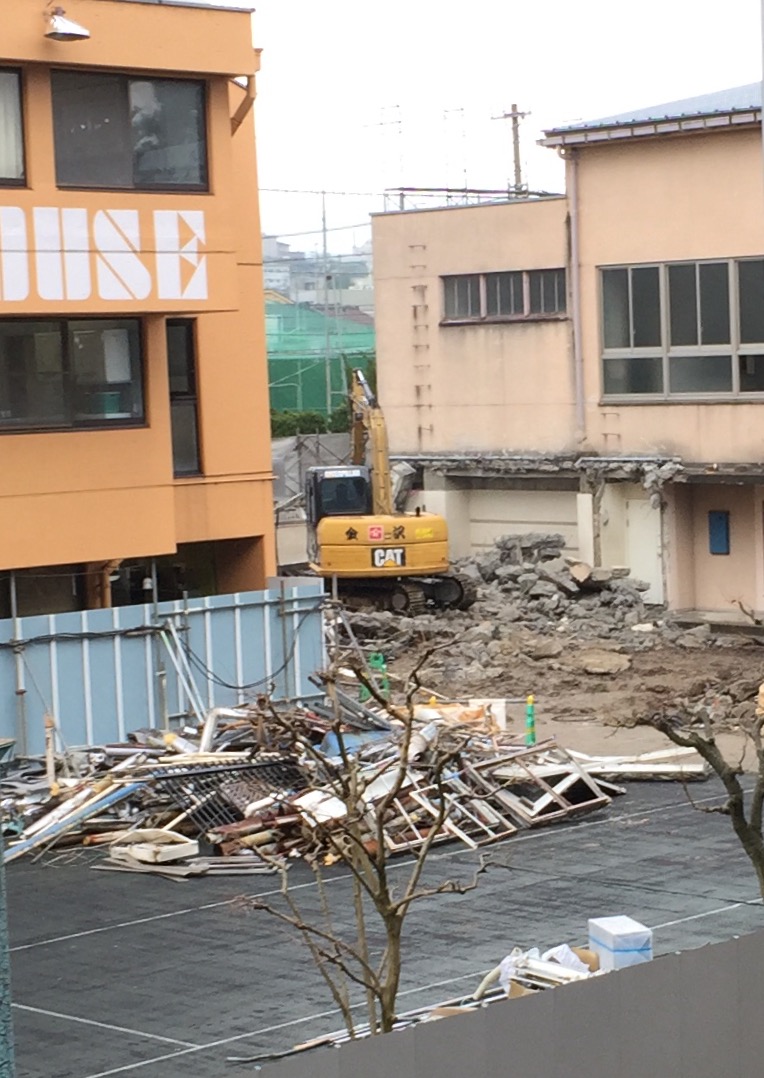 （校舎側）